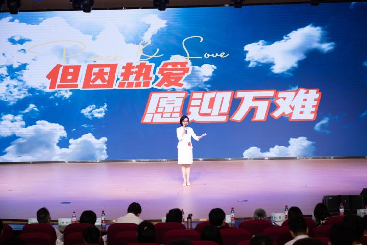 致敬医师！武汉医师协会首届《青年医师说》医学人文演讲比赛决赛在武汉市中心医院杨春湖院区顺利举办