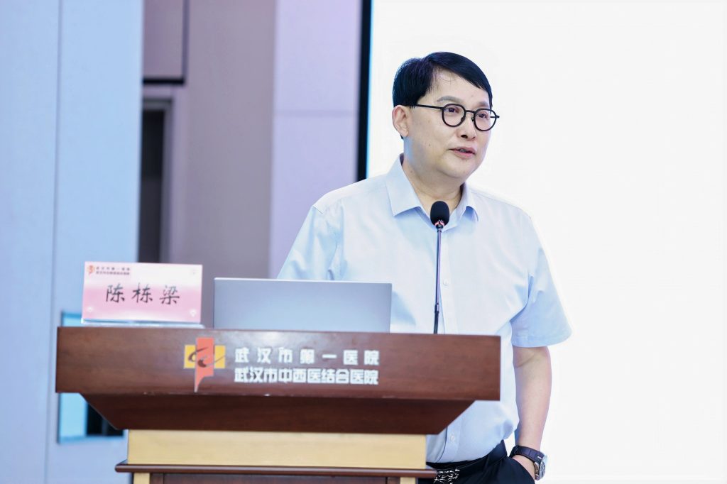 [科普新闻]武汉“青雁讲堂”开讲 陈孝平院士寄语青年医师“良心为医”