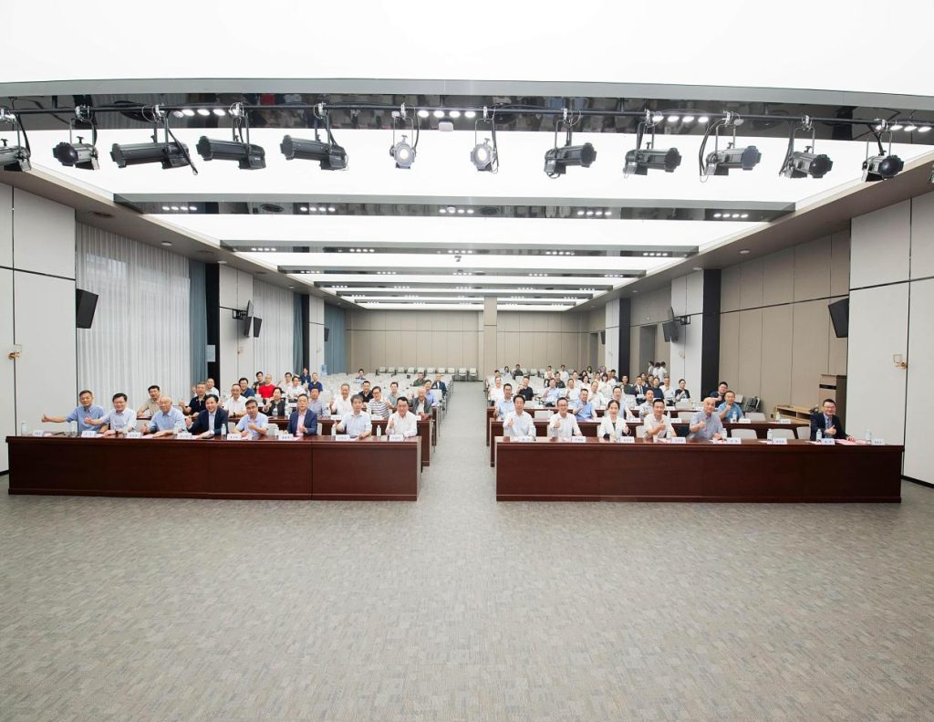 引领学术热潮 共筑泌尿健康新高度——武汉医师协会泌尿外科医师分会召开2025年年会