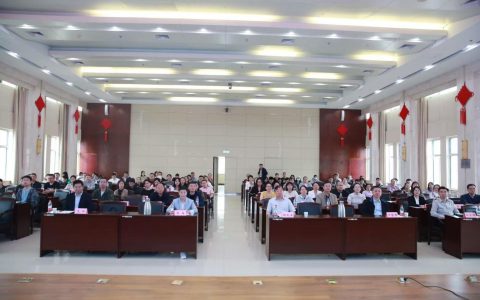 武汉医师协会中医医师分会召开2025年医师年会暨中医创新思维与人文素养提升培训班