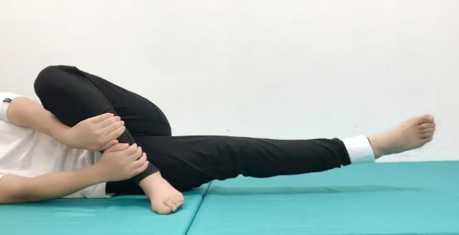 且行且珍膝-前交叉韧带重建术后的康复治疗