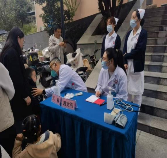 助“孕”健康，守护新生--武汉医师协会遗传与优生医师分会义诊活动江夏行