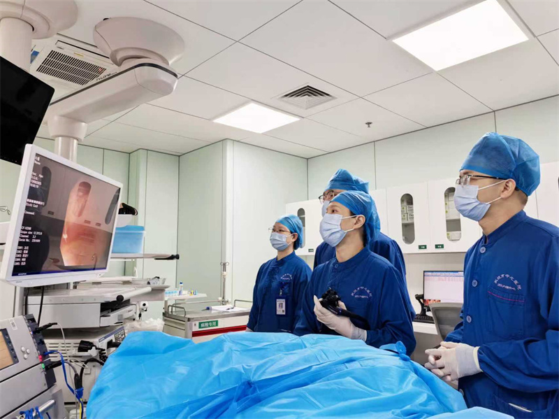 【人民网】AI赋能 共同开创精准医疗