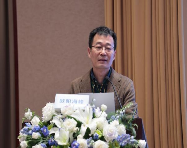 武汉医师协会第二届呼吸科医师分会召开2025年呼吸年会暨全体委员会议